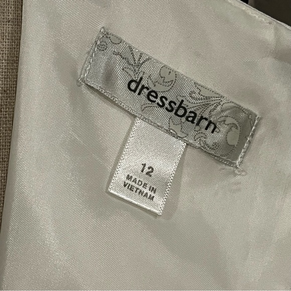 Sleeveless floral knee length dress - Picture 10 of 14